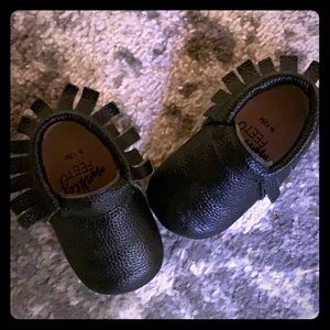 Monkey Feet 6-12 Months